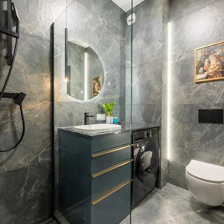 Apartamento Kierbedzia Superior By Bookinghost *